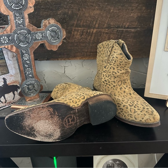 Roper Leopard Print Ankle Boots - Picture 6 of 9